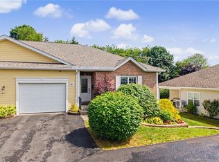 28 Sarahs Ln #6, Fredericton, NB E3B 0G1