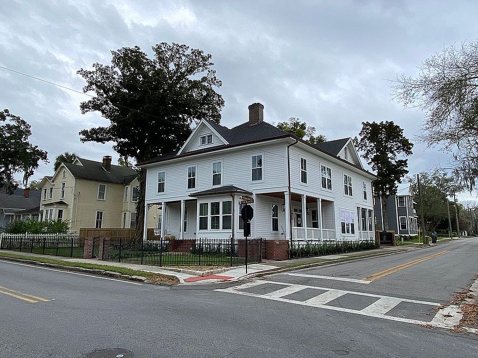 1st image of 704 E Fort King St