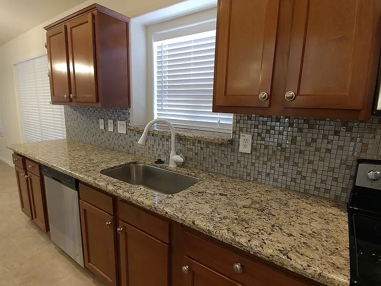 1004 W Dexter Way — Photo 15