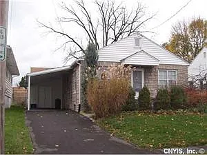 232 Burns Ave photo 1