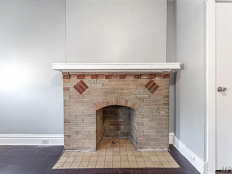 3540 Michigan Ave — Photo 14