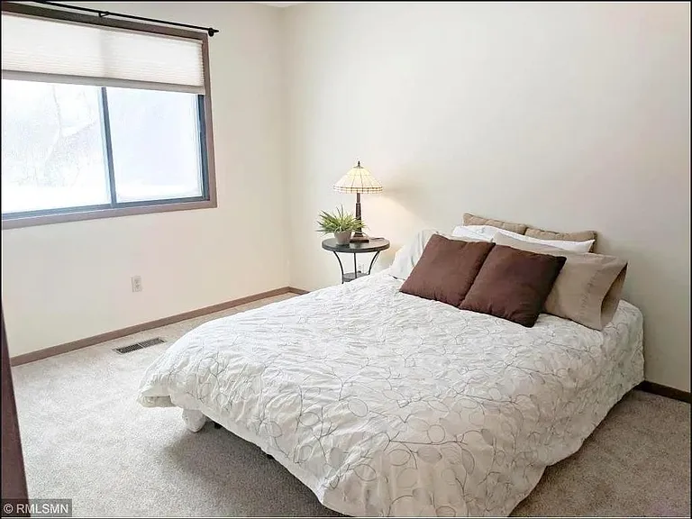 5994 Fernwood St — Photo 9