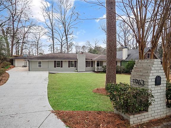 3rd image of 1963 Hooper St