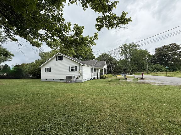 4th image of 514 E Hogan St