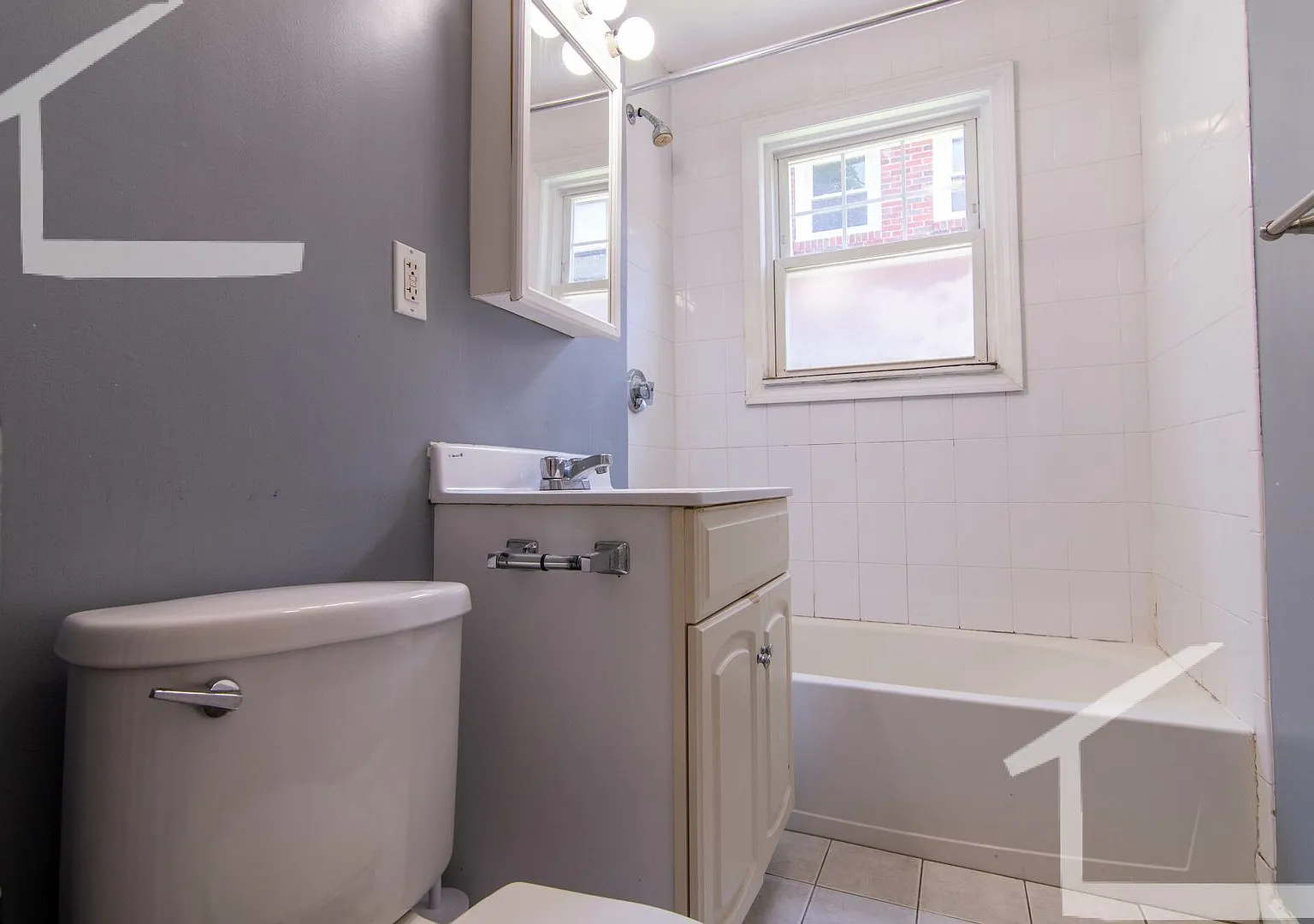 Charming Unit in Brighton — Photo 4