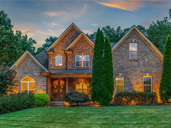 7545 Aspen Grove Dr, Belews Creek, NC 27009