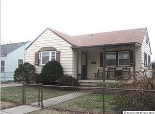 9 Eisenhower Dr, Sayreville, NJ