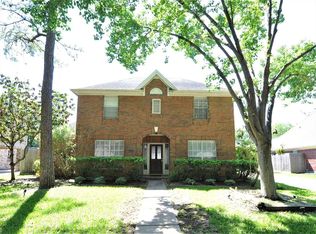 1711 S Medio River Cir, Sugar Land, TX 77478