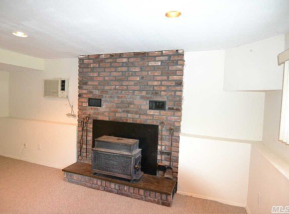 2nd image of 8 Dedham Pl