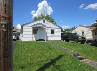 33 Woods Pl, Middletown, NY 10940
