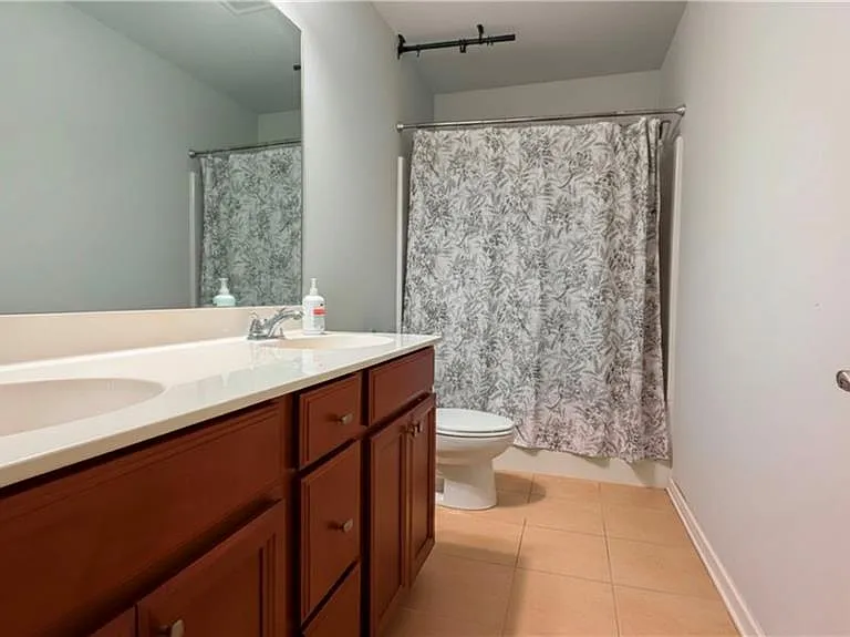 1810 Kingsbridge Ct — Photo 19