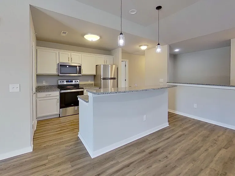 2006 American Eagle Dr #43 — Photo 17