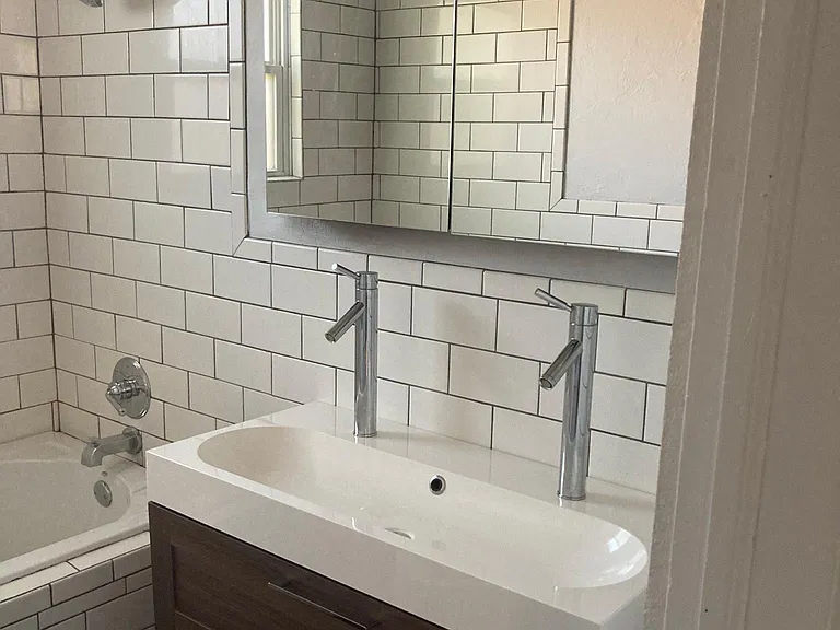 Bathroom - double sink and storage mirror