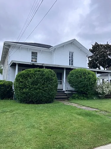110 Summit St #1 Photo 1