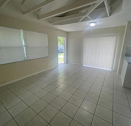 2nd image of 3007 NW 4th Ave APT 3