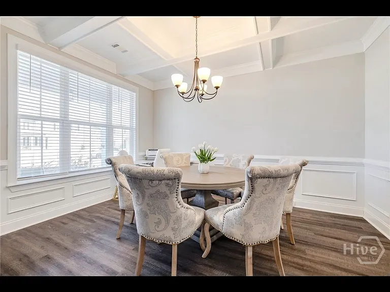 152 Sams Dr — Photo 5
