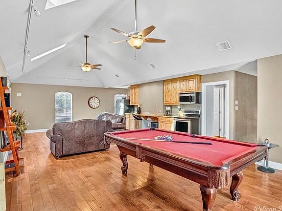 3rd image of 461A Slattery Blvd