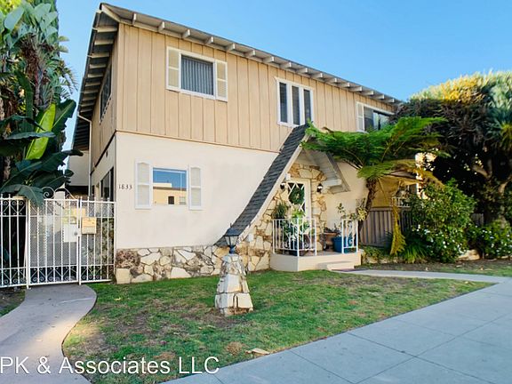 3rd image of 1833 Corinth Ave #8
