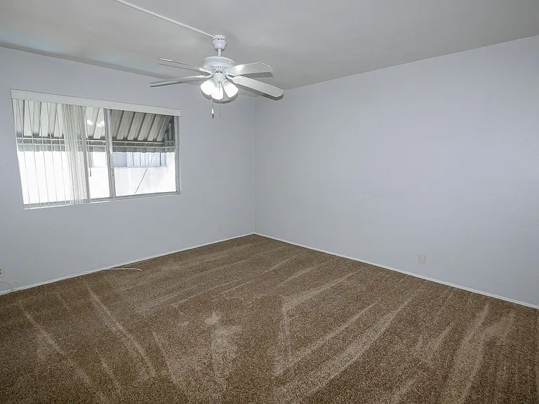 2835 Polk Ave — Photo 5