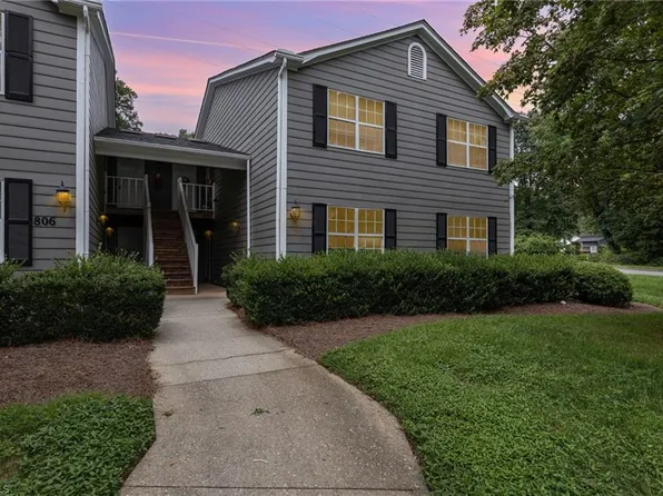 806 Ashebrook Dr APT B, Greensboro, NC 27409