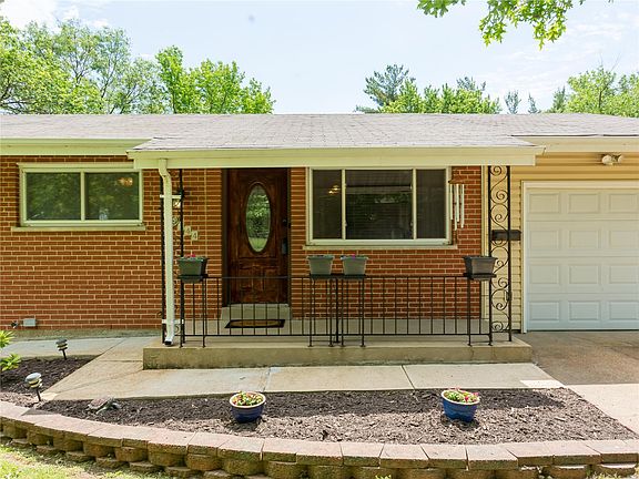 3rd image of 10144 Mullally Dr