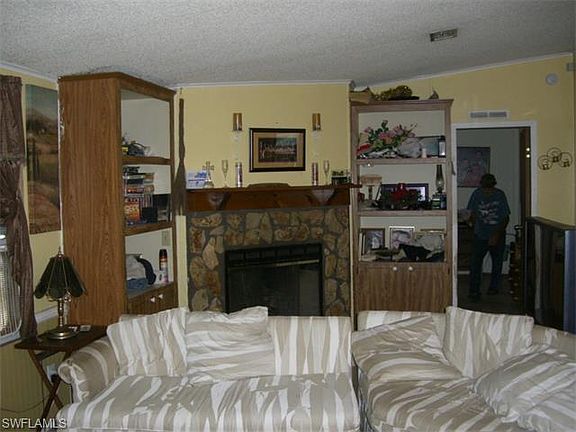 4th image of 7952 Gage Way