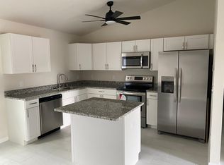 1401 NE 3rd Ter, Cape Coral, FL 33909