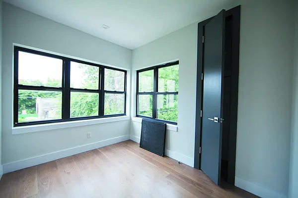 Rented by Brooklyn Group | media 27