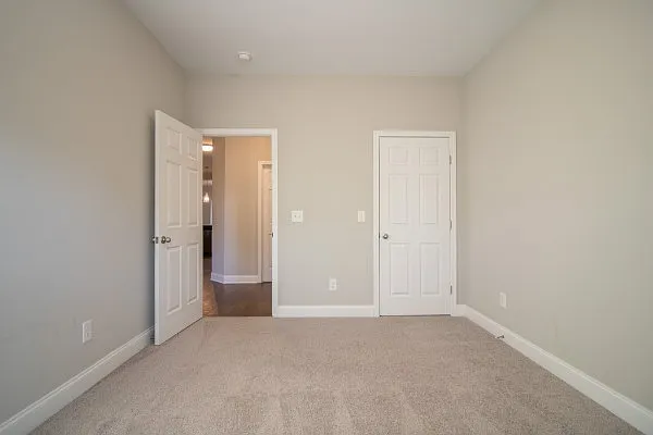 3043 Huntsman Dr — Photo 13