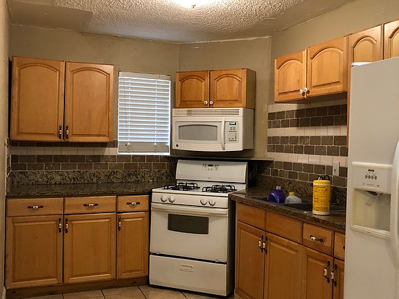 5th image of 1311 E Tucker Blvd