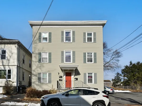 6 Arthur St #3, Salem, MA 01970