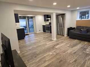 121 Walnut St, Livingston, NJ 07039