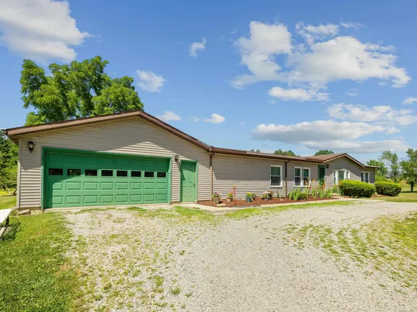 17625 Lochner Rd, Spencerville, IN 46788