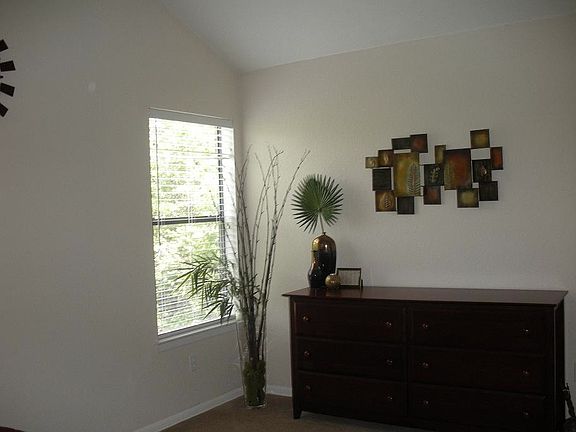 2nd image of 1411 Gracy Farms Ln #00