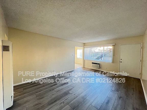 2nd image of 12644 York Ave APT B