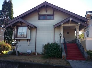 2718 Nob Hill Ave N, Seattle, WA 98109