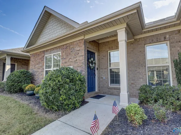 410 White Petal St SW, Huntsville, AL 35824