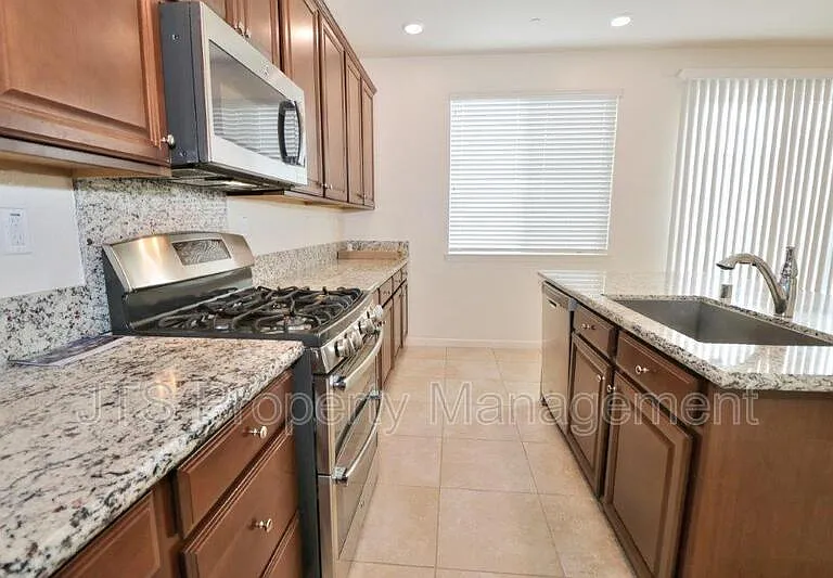 5122 Mossy Stone Way — Photo 15
