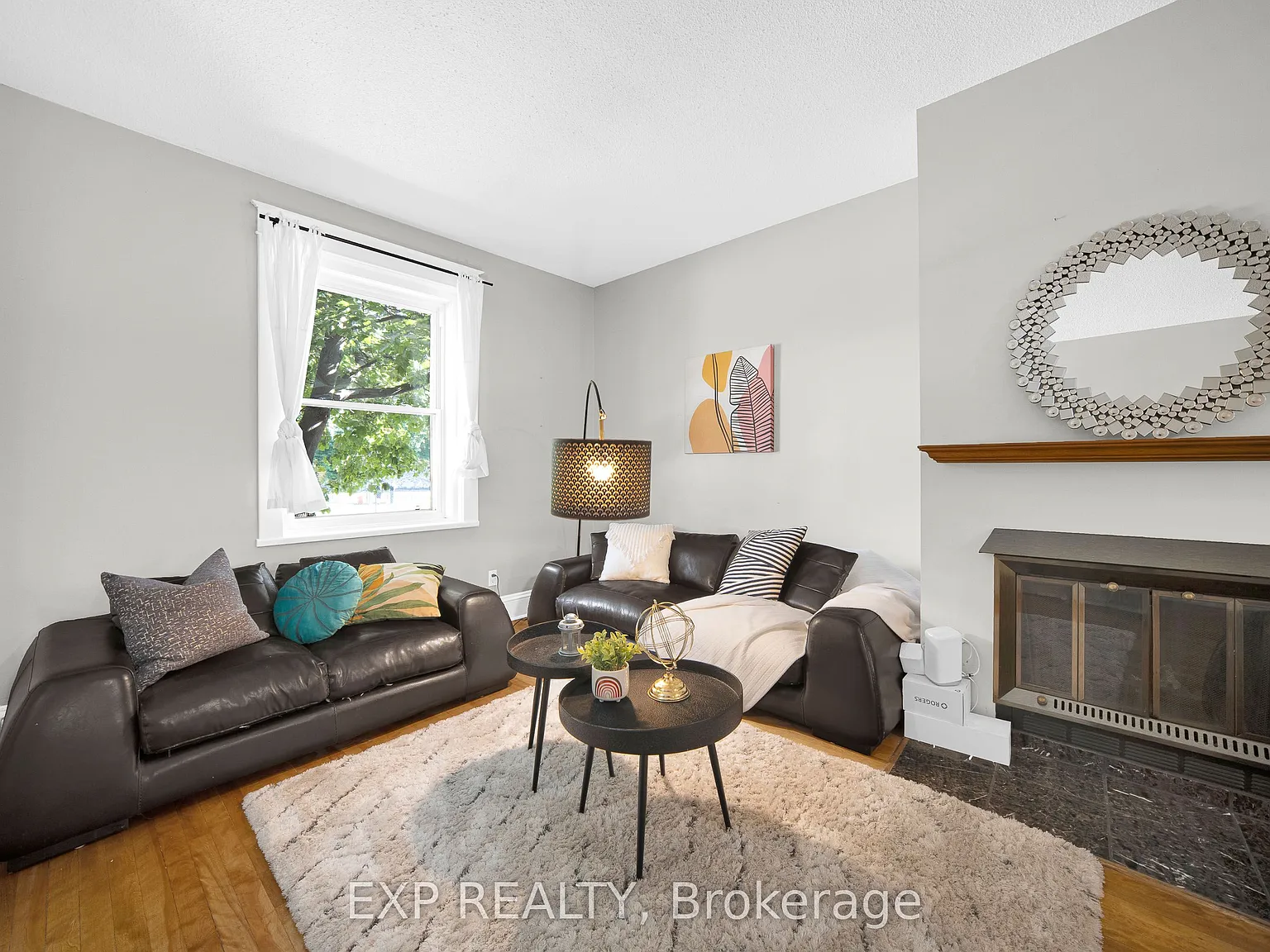 4 bed, $3,300 — Photo 4