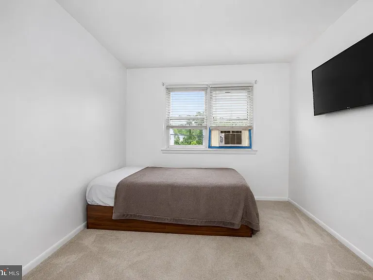 728 Pennbrook Ave — Photo 16