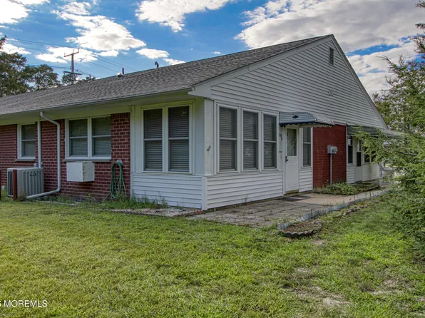 105 Hope Road #D, Whiting, NJ 08759