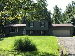 5214 Sugar Grove Rd, Cambridge, OH 43725