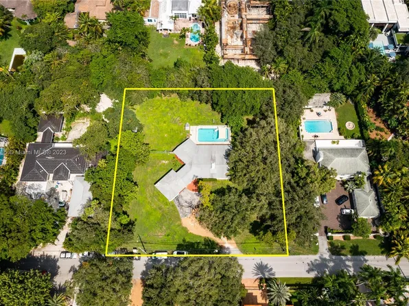 3921 Hardie Ave, Miami, FL 33133