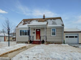 318 Westervelt Pl, Lodi, NJ 07644