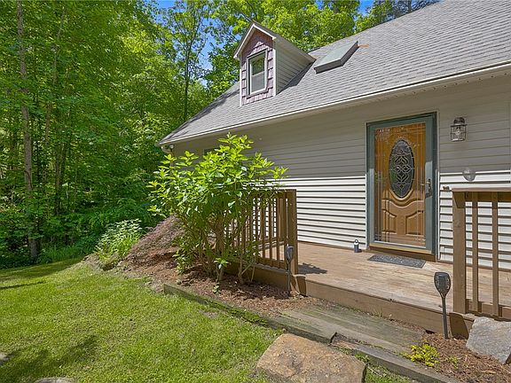 2nd image of 262 Belvoir Dr