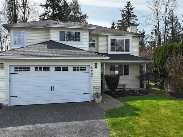 5257 197th St, Langley, BC V3A 7X8