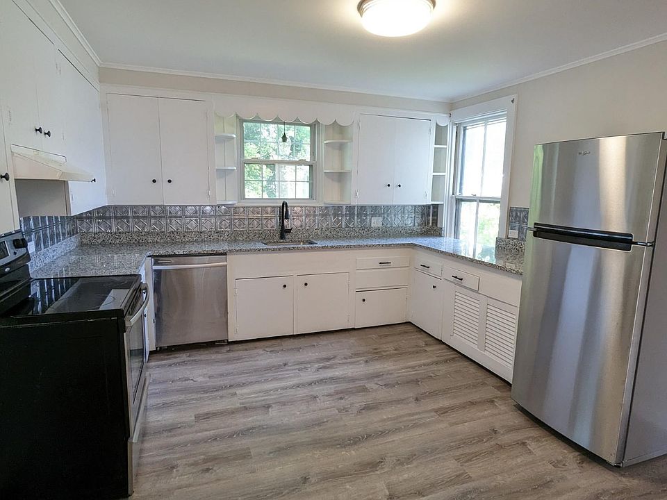 1st image of 105 Central St Floor 1