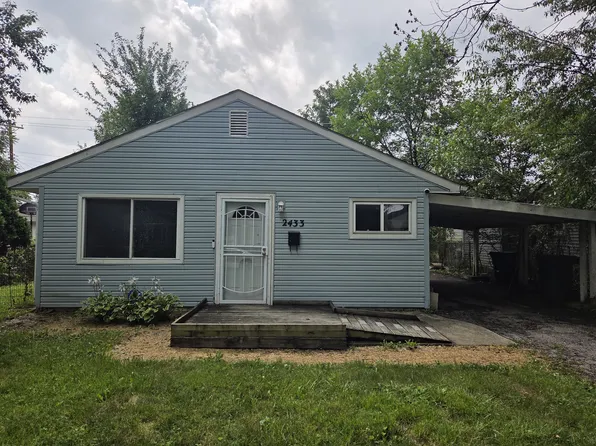 2433 Century Dr, Columbus, OH 43211