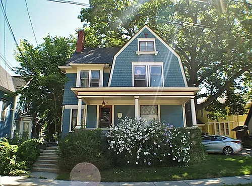 210 College Ave NE #1 Photo 1 210 College Ave NE #1 Photo 1