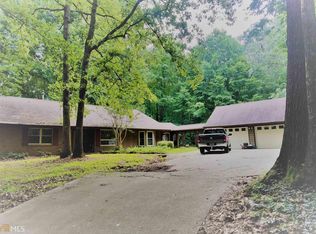 3540 Vicki Ln, Douglasville, GA 30135